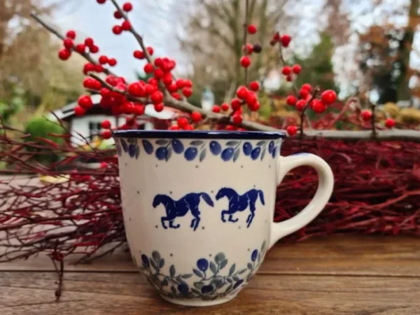 Becher, max.300 ml, Höhe 9 cm, Horse^Bunzlauer Keramik Online