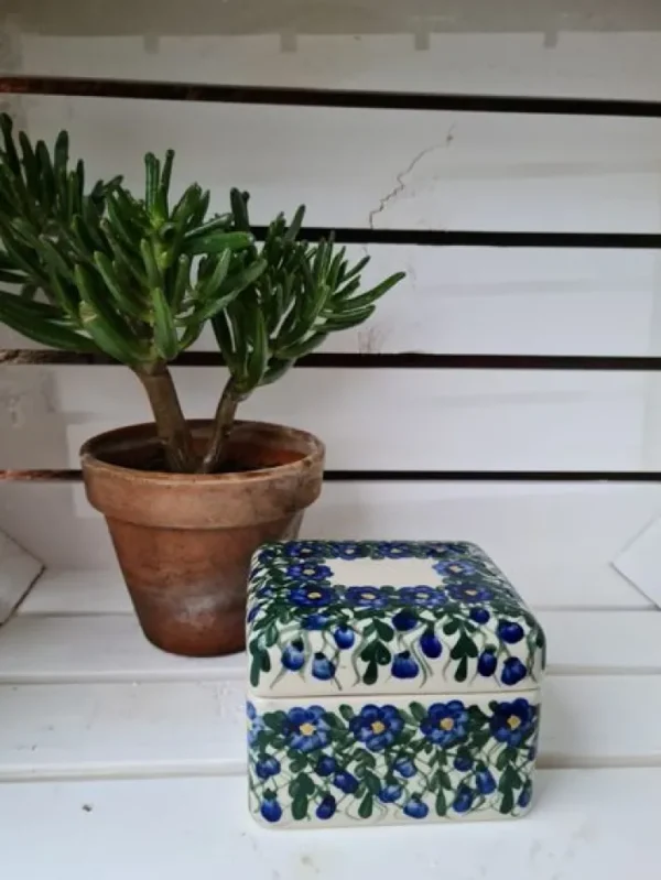 Dose Unikat, 12 x 10 x 8 cm; antik eventuell Glasurrisse^Bunzlauer Keramik Hot