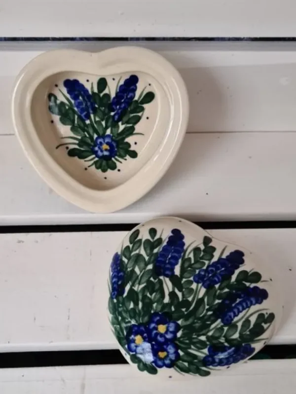 Herz als Dose, 9 x 5 cm, Unikat, antik eventuell Glasurrisse^Bunzlauer Keramik Online