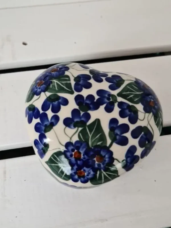 Herz als Dose, 9 x 5 cm, Unikat, antik eventuell Glasurrisse, mal heller, mal dunkler bemalt^Bunzlauer Keramik Online