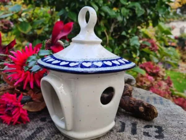 Vogelhaus , ca. Höhe 20 cm, 16 x 14 cm, White Valentine^Bunzlauer Keramik Hot